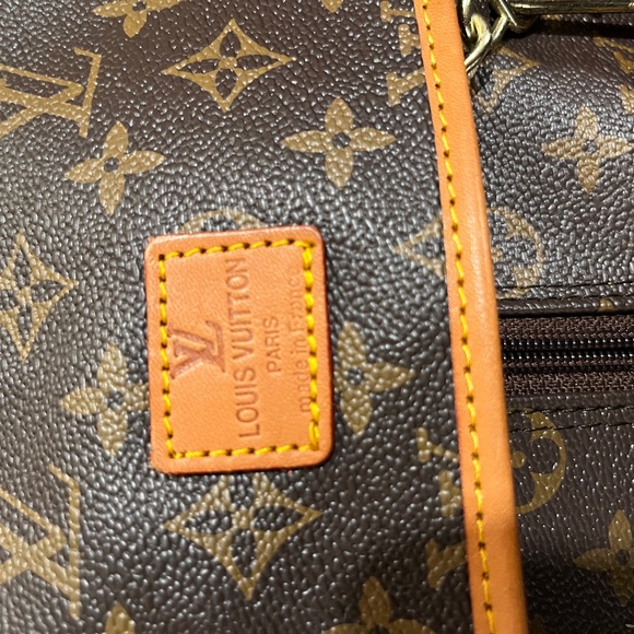 Louis vuitton suit bag AUTHENTIC VERY RARE - Picture 1 of 9